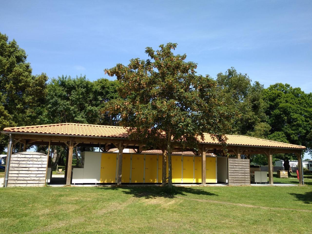 Camping Le Sorlut Cozes Esterno foto